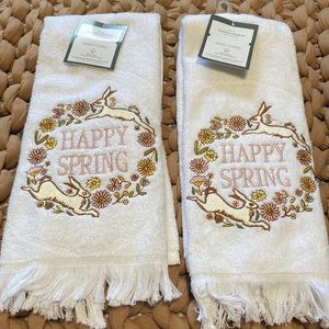 NEW 2 Threshold “Happy Spring” White Hand Towels
